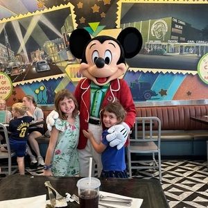 Meet your Posher, Jenny